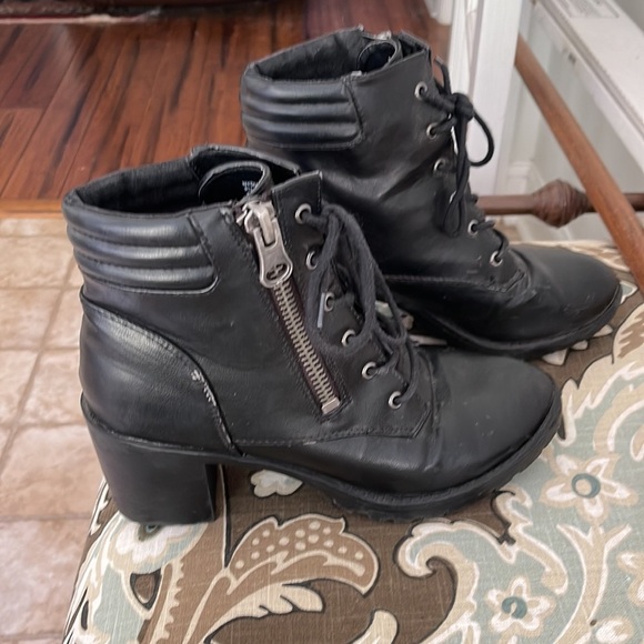 Steve Madden combat boots - Picture 7 of 14